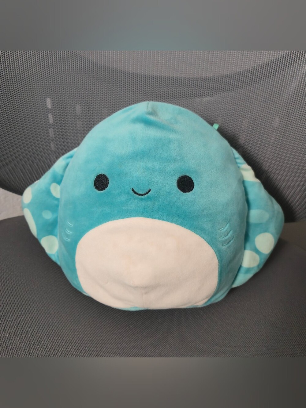 Maggie The Stingray Squishmallow